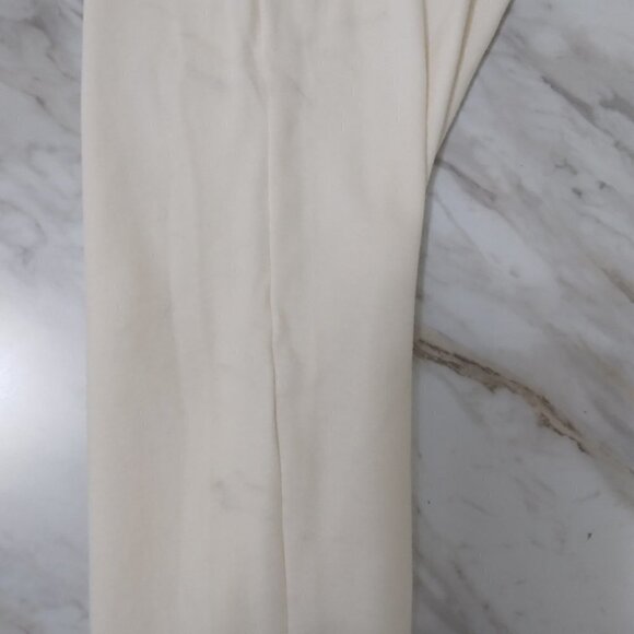 Ivory Beaded Embroidered Applique Red Cardinal Cotton Knit Top | Size 1X (16W) - Picture 7 of 7